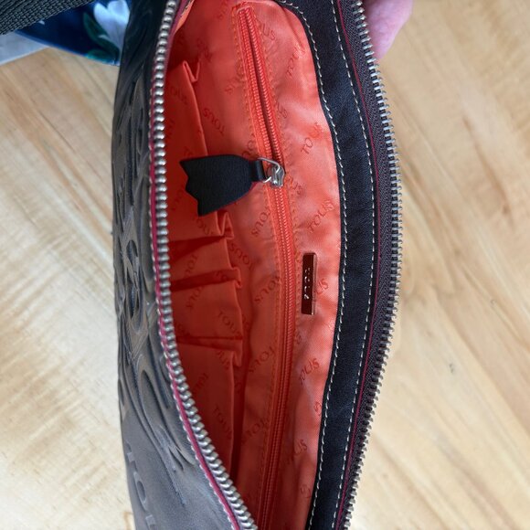 TOUS Crossbody Purse Bag in Brown Leather With Embossed Design - Picture 9 of 10